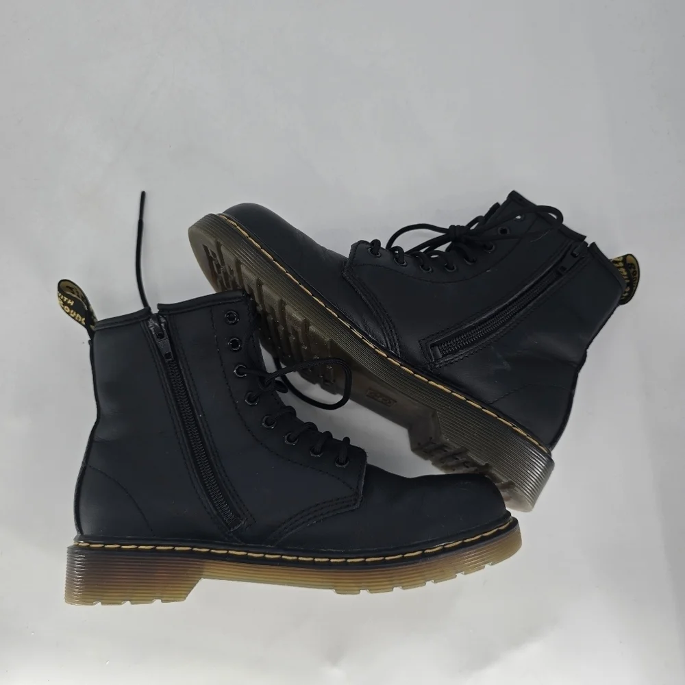 Dr martins Junior 1460 Softy T Leather Lace Up Boots black size boys 4 girls 5
